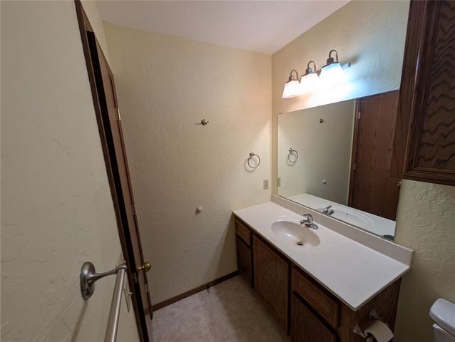 3201 Lois Arlene Circle 3201, Moore, OK 73160