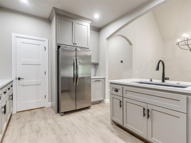 4109 Abbey Park Creek, Edmond, OK 73025