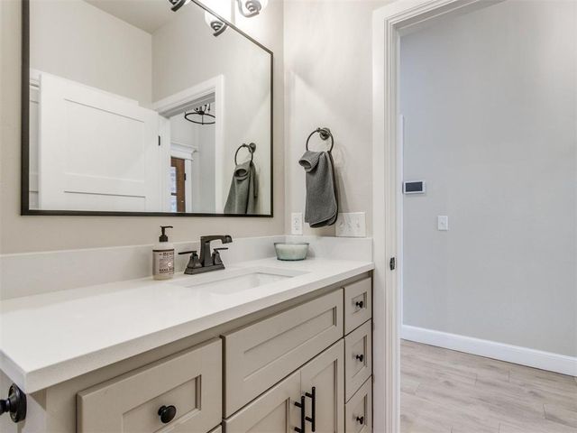 4109 Abbey Park Creek, Edmond, OK 73025