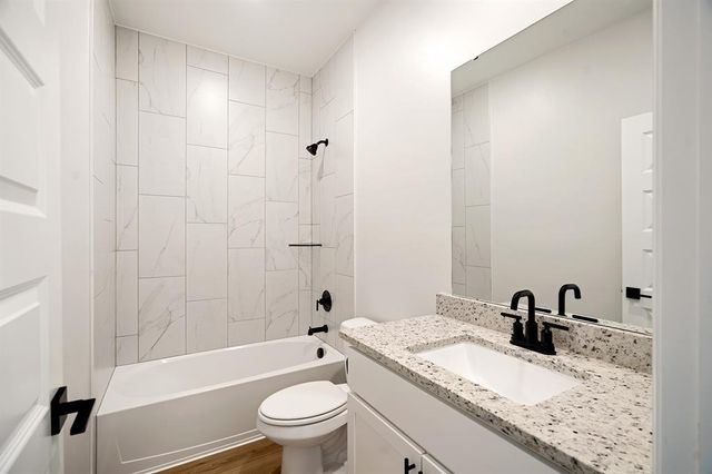 3112 Adelyn Terrace, Yukon, OK 73099