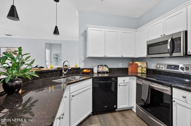 10961 BURNT MILL Road 423, Jacksonville, FL 32256