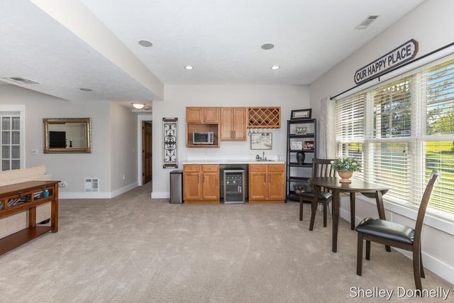 1119 Mid Bluff Drive, Zeeland, MI 49464