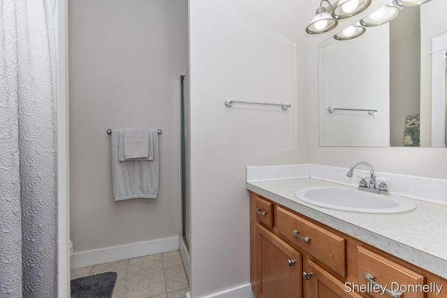 1119 Mid Bluff Drive, Zeeland, MI 49464