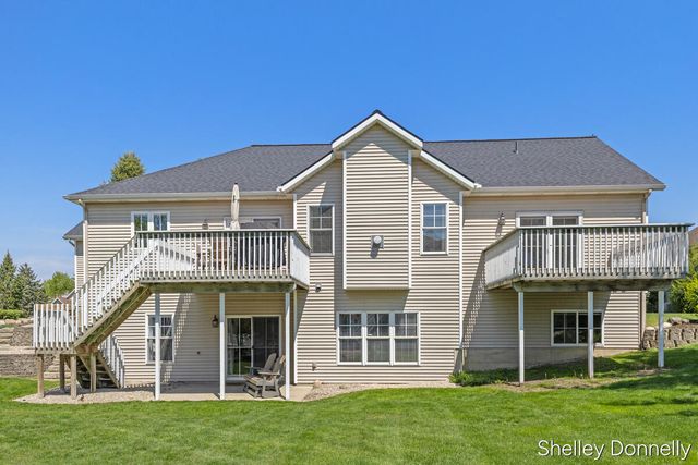 1119 Mid Bluff Drive, Zeeland, MI 49464
