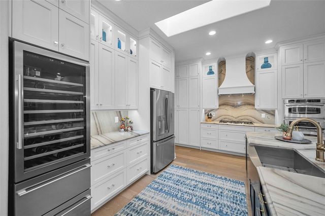 30 TURTLE CREEK CIRCLE, Oldsmar, FL 34677