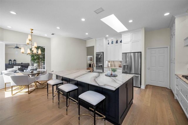 30 TURTLE CREEK CIRCLE, Oldsmar, FL 34677