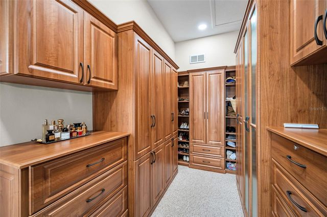 30 TURTLE CREEK CIRCLE, Oldsmar, FL 34677