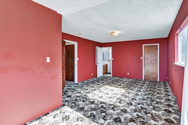 470 Pacific Avenue, Pacifica, CA 94044