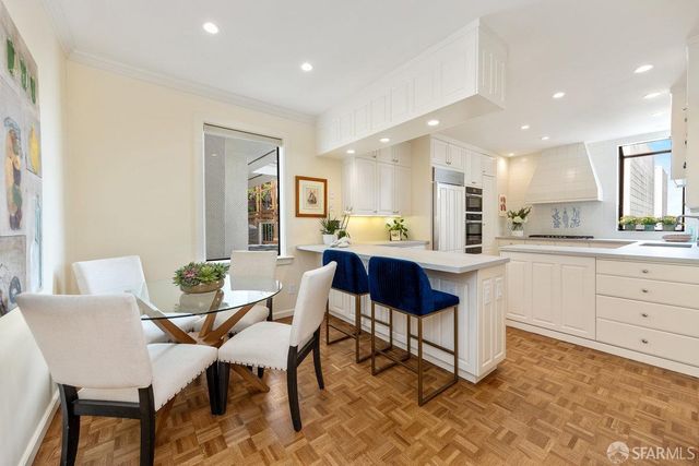 69 Telegraph Place, San Francisco, CA 94133