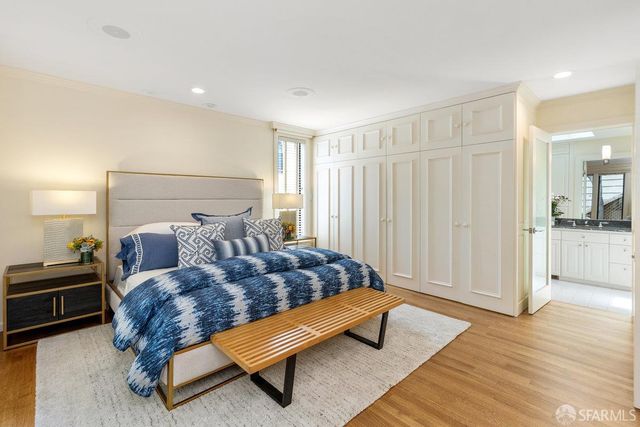 69 Telegraph Place, San Francisco, CA 94133