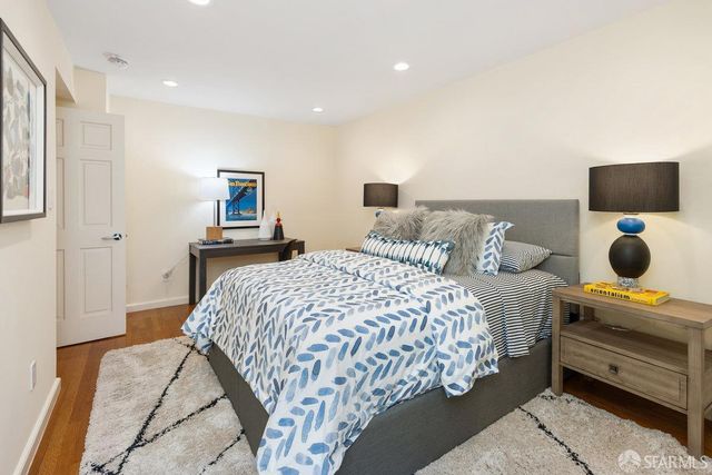 69 Telegraph Place, San Francisco, CA 94133