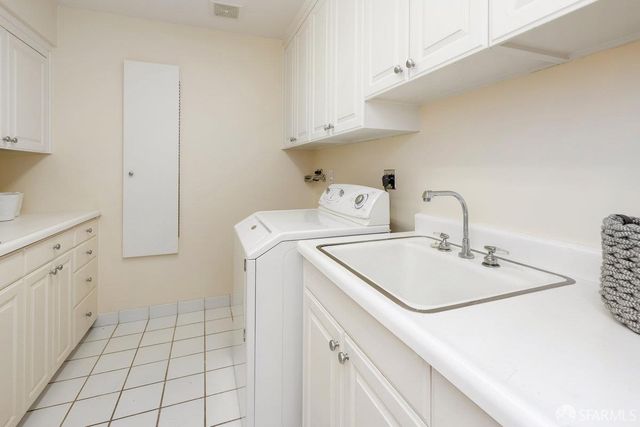 69 Telegraph Place, San Francisco, CA 94133