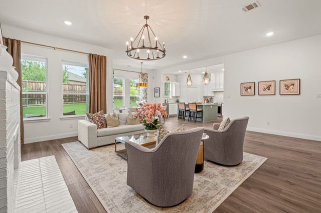 602 Sterling Drive, Benbrook, TX 76126