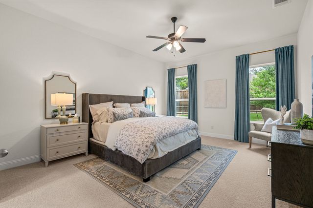 602 Sterling Drive, Benbrook, TX 76126