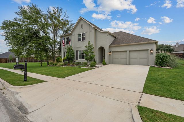602 Sterling Drive, Benbrook, TX 76126