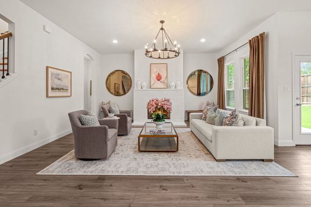 602 Sterling Drive, Benbrook, TX 76126