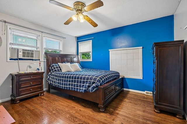12 Barnard Rd, Lawrence, MA 01843
