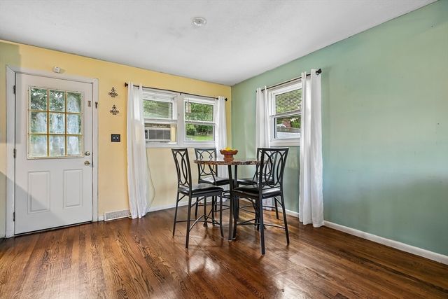12 Barnard Rd, Lawrence, MA 01843