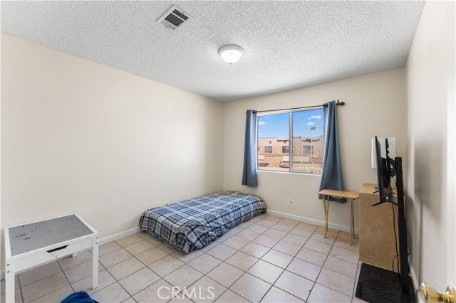 1750 E Avenue Q14, Palmdale, CA 93550