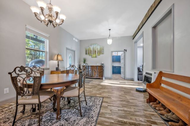 399 Coaling Rd, Charlotte, TN 37036