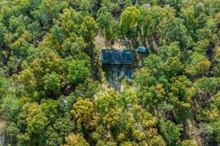 399 Coaling Rd, Charlotte, TN 37036