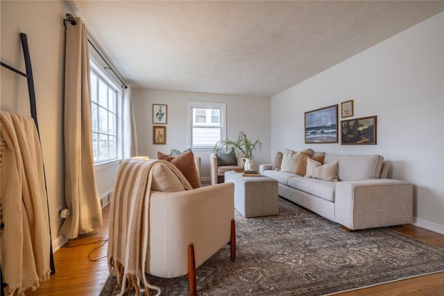 312 Brockley Road, Irondequoit, NY 14609