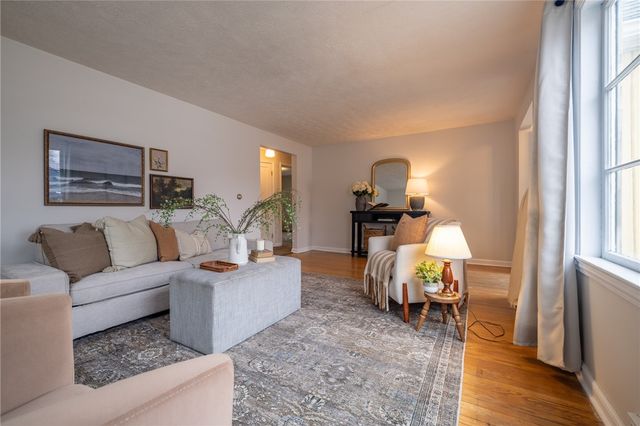 312 Brockley Road, Irondequoit, NY 14609