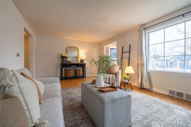 312 Brockley Road, Irondequoit, NY 14609