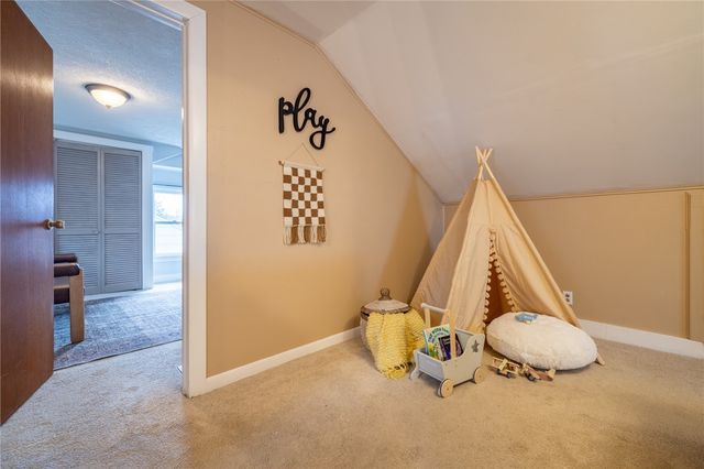 312 Brockley Road, Irondequoit, NY 14609