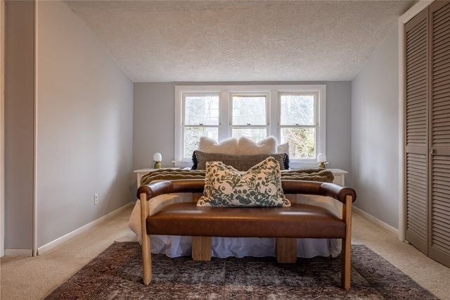 312 Brockley Road, Irondequoit, NY 14609