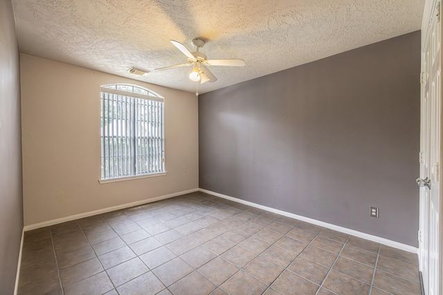 14619 Oxwick Circle, Houston, TX 77044