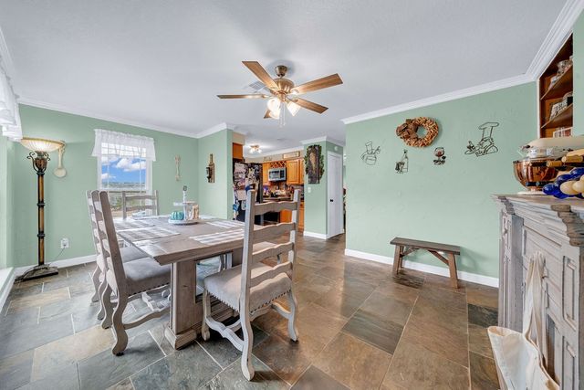 182 Shalako Dr, Kerrville, TX 78028