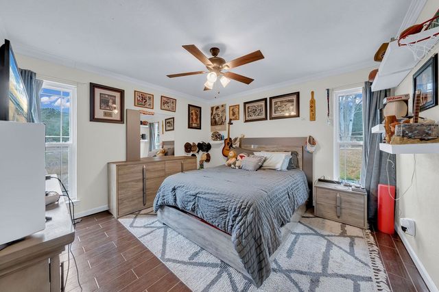 182 Shalako Dr, Kerrville, TX 78028