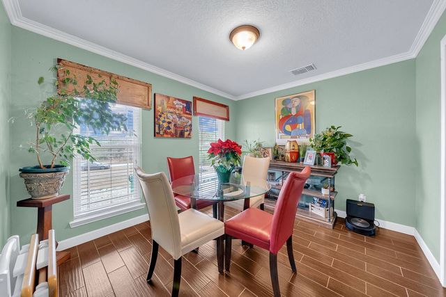 182 Shalako Dr, Kerrville, TX 78028