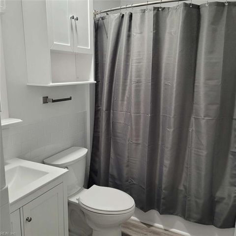 1429 Chapel ST, Norfolk, VA 23504