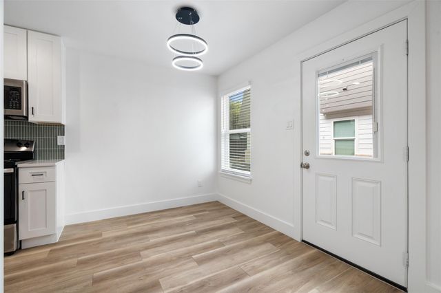 1901 HEARTHSTONE DR D, Austin, TX 78757