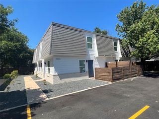 1901 HEARTHSTONE DR D, Austin, TX 78757