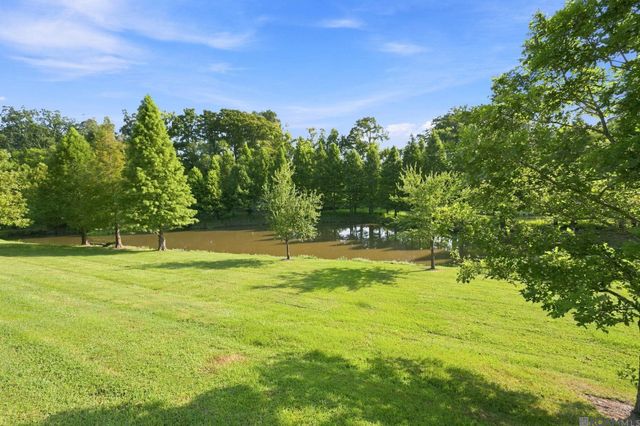 7855 Valencia Ct, Baton Rouge, LA 70820