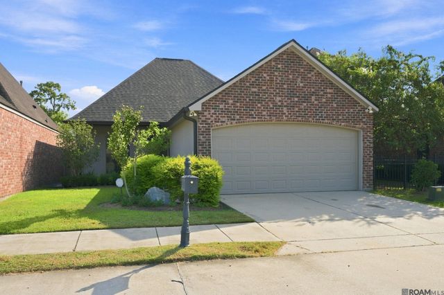 7855 Valencia Ct, Baton Rouge, LA 70820
