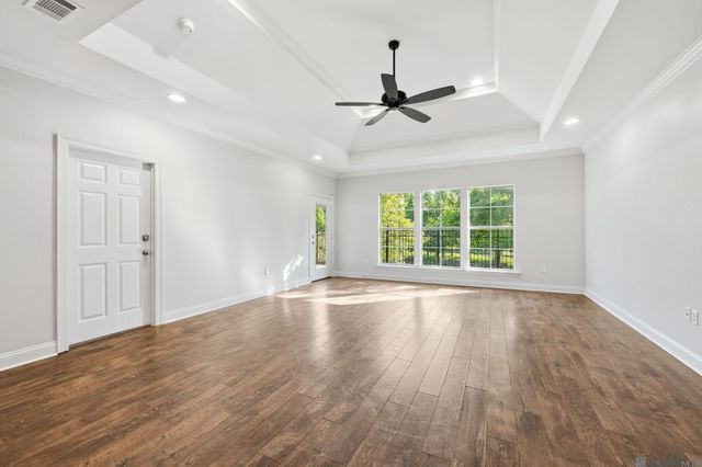 7855 Valencia Ct, Baton Rouge, LA 70820