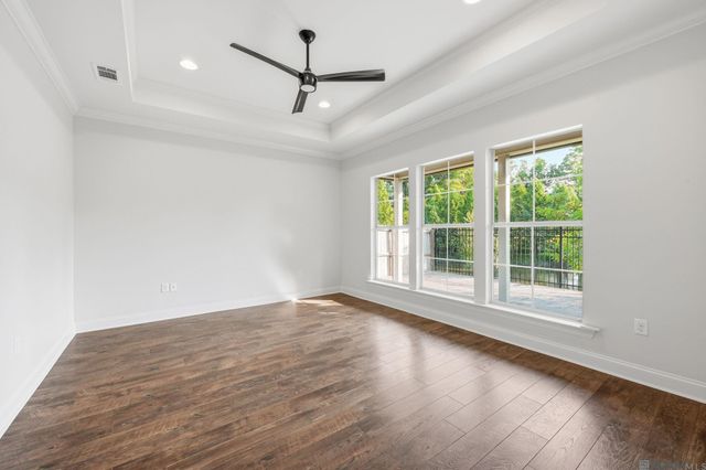 7855 Valencia Ct, Baton Rouge, LA 70820