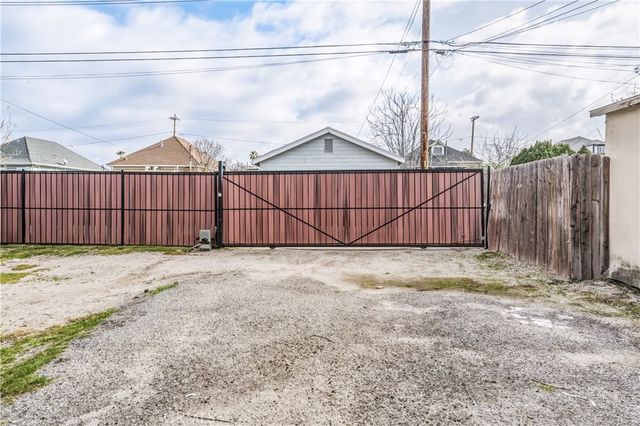 1144 Orange, Redlands, CA 92374