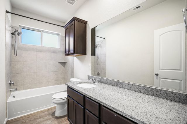 312 Terra Vista Circle, Montgomery, TX 77356