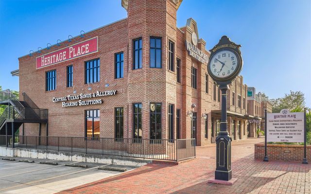 312 Terra Vista Circle, Montgomery, TX 77356