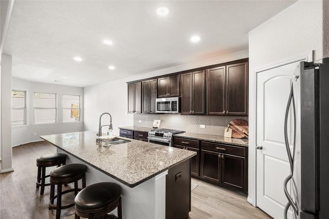 312 Terra Vista Circle, Montgomery, TX 77356