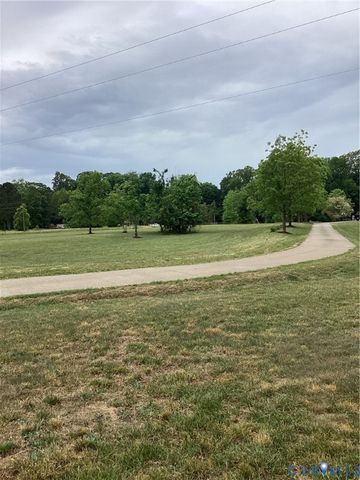 2680 Kiser Dr, Prince George, VA 23860