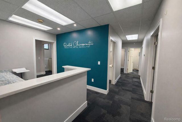8584 N Canton Center Road, Canton Charter Township, MI 48187