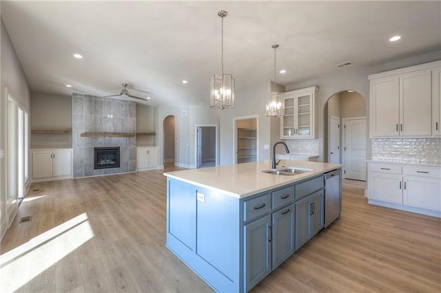 11407 Trevor Drive, Peculiar, MO 64078