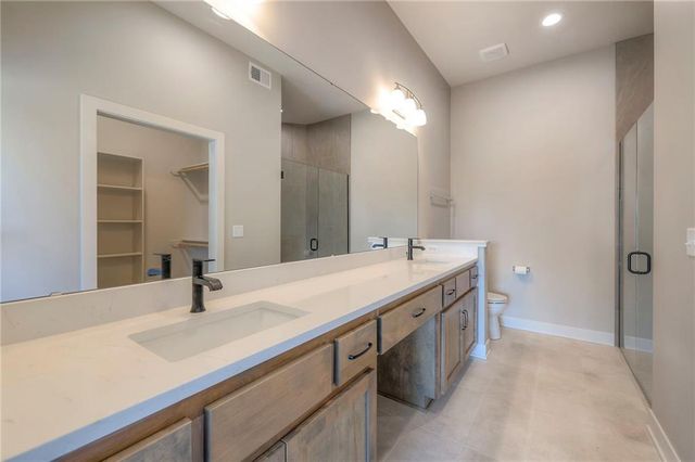 11407 Trevor Drive, Peculiar, MO 64078