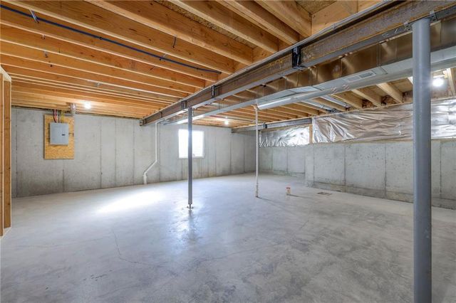 11407 Trevor Drive, Peculiar, MO 64078